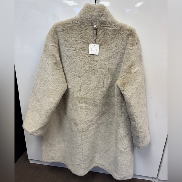 Apparis Blair Coat - Picture 4 of 4